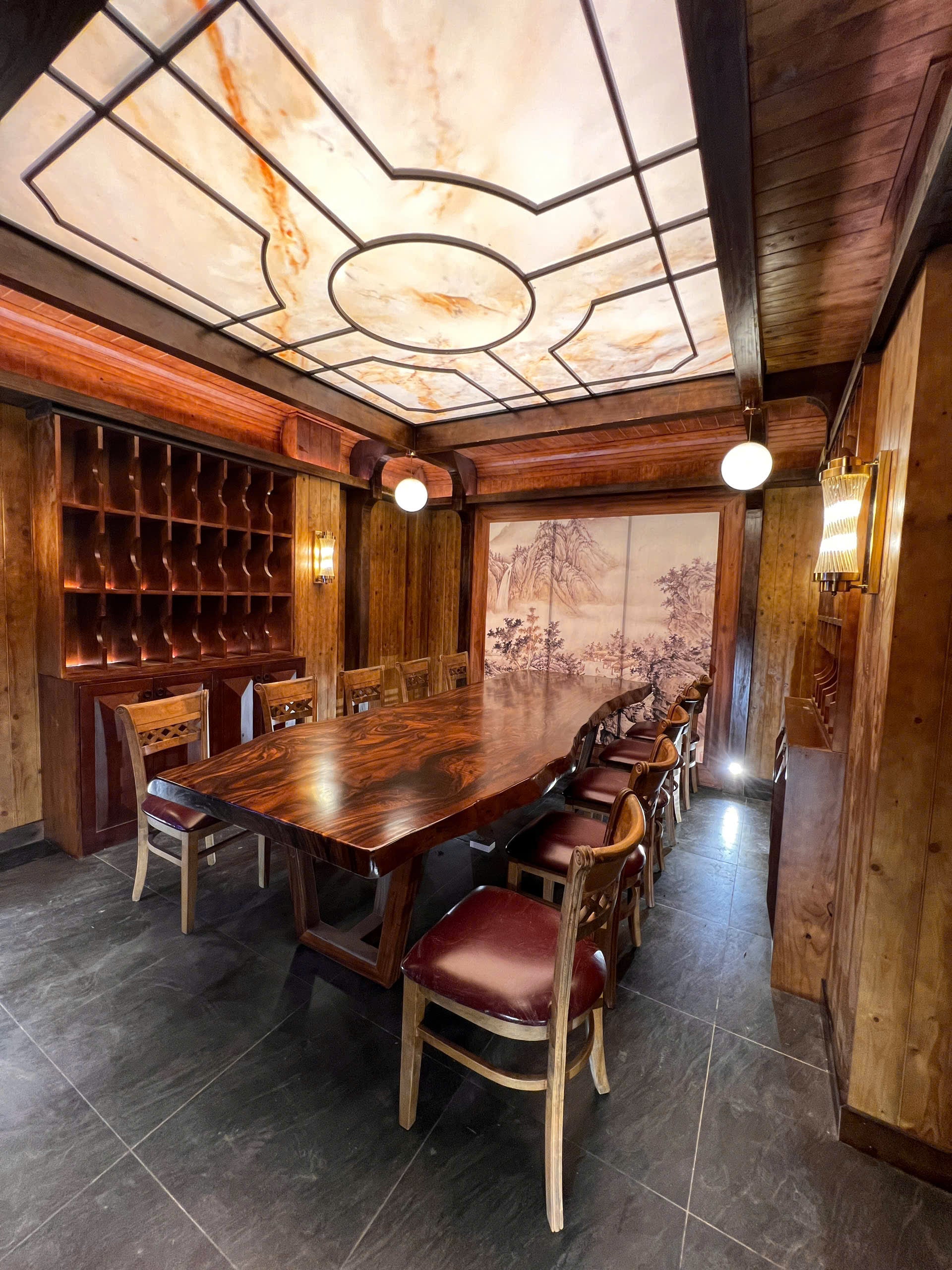 Handmade Live Edge Dining Table For Dining Room CTIDN25002
